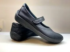 Arcopedico L18 Kävelykengät Remmillä