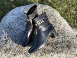 Caprice 225317-29 022 Nilkkuri Ketjulla