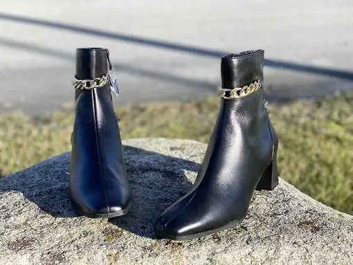 Caprice 225317-29 022 Nilkkuri Ketjulla 4 Caprice 225317-29 022 Nilkkuri Ketjulla - Image 4