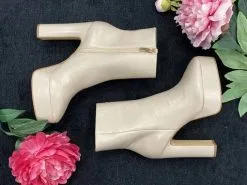 Carrano Mestico Bella Nilkkuri -Korkokengät boutique tuotesivu CarranoMesticoBellanilkkuri 529003MB 417b130b45f5d483a39c72a7b7acdec3 3