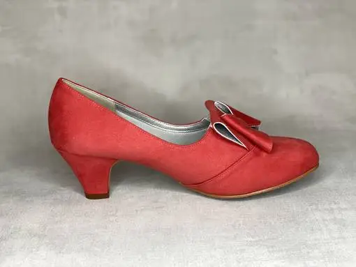 Chantana Lucious Red Avokas 3 Chantana Lucious Red Avokas - Image 3