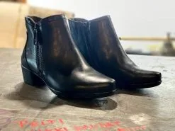 Jana H 8-8-25373-27 Musta Nilkkuri -Korkokengät boutique tuotesivu JanaH8 8 25373 27mustanilkkuri 882537327 0f76450b6819e2990e3f79056021d0c7 4