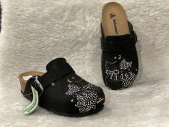 Maahiset Kisu Musta Huopa