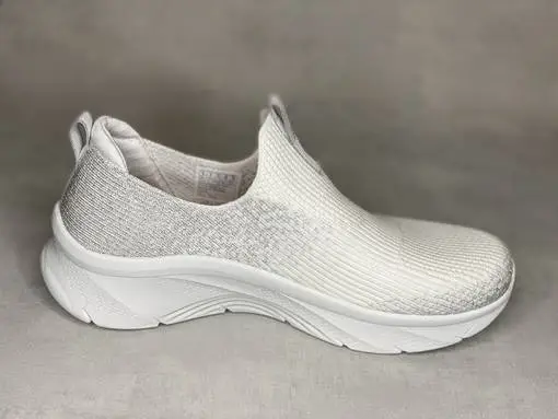 Skechers 149689 Arch Fit D'Lux 3 Skechers 149689 Arch Fit D'Lux - Image 3