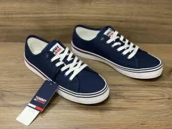 TommyJea Tommy Jeans Essential Low Tennarit -Korkokengät boutique tuotesivu TommyJeansEssentiallowtennarit 01796TN e544fa20f0876b05aa63f5658e84fdae 3