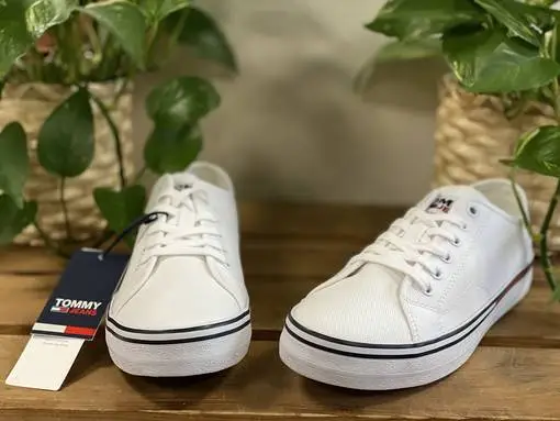 TommyJea Tommy Jeans Essential Low Tennarit 3 TommyJea Tommy Jeans Essential Low Tennarit - Image 3