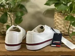 TommyJea Tommy Jeans Essential Low Tennarit 8 TommyJea Tommy Jeans Essential Low Tennarit -Korkokengät boutique tuotesivu TommyJeansEssentiallowtennarit 01796W db45786af5dd732d096cc636947d66cb 4
