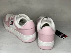 TommyJea Tommy Jeans Retro Basket Misty Pink -Korkokengät boutique tuotesivu TommyJeansRetroBasketMistyPink 020102 1e982019c4634b4a3d760eb4a91c56db 4
