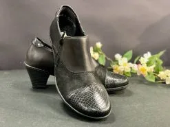 Rieker 57173 Klassinen Kävelykenkä Korko