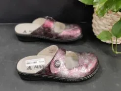 Maahiset Candy Työsandaali